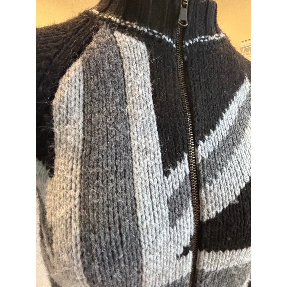 United Colors of Benetton Union Jack Zip Up Sweater Black Gray Britpop Y2K punk